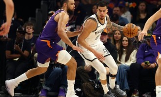 狄龙27分爆冲突小波特空砍36分 太阳主场送篮网6连败